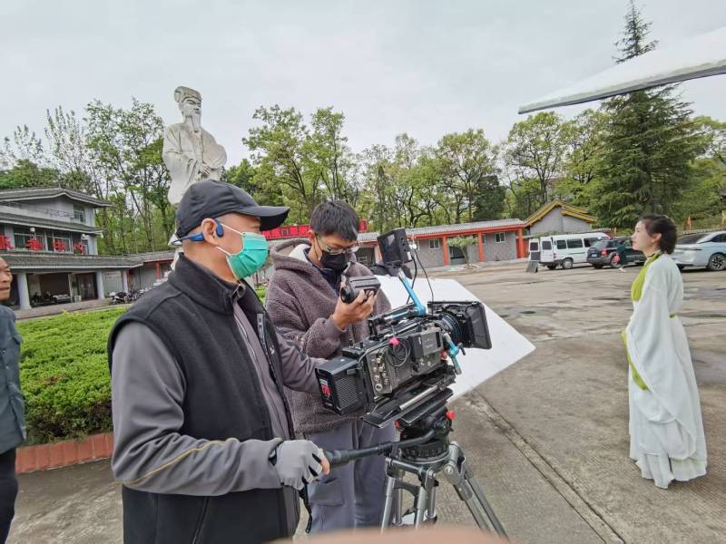 都兰县广告片拍摄公司：从策划到投放，一站式服务，让品牌传播更高效！